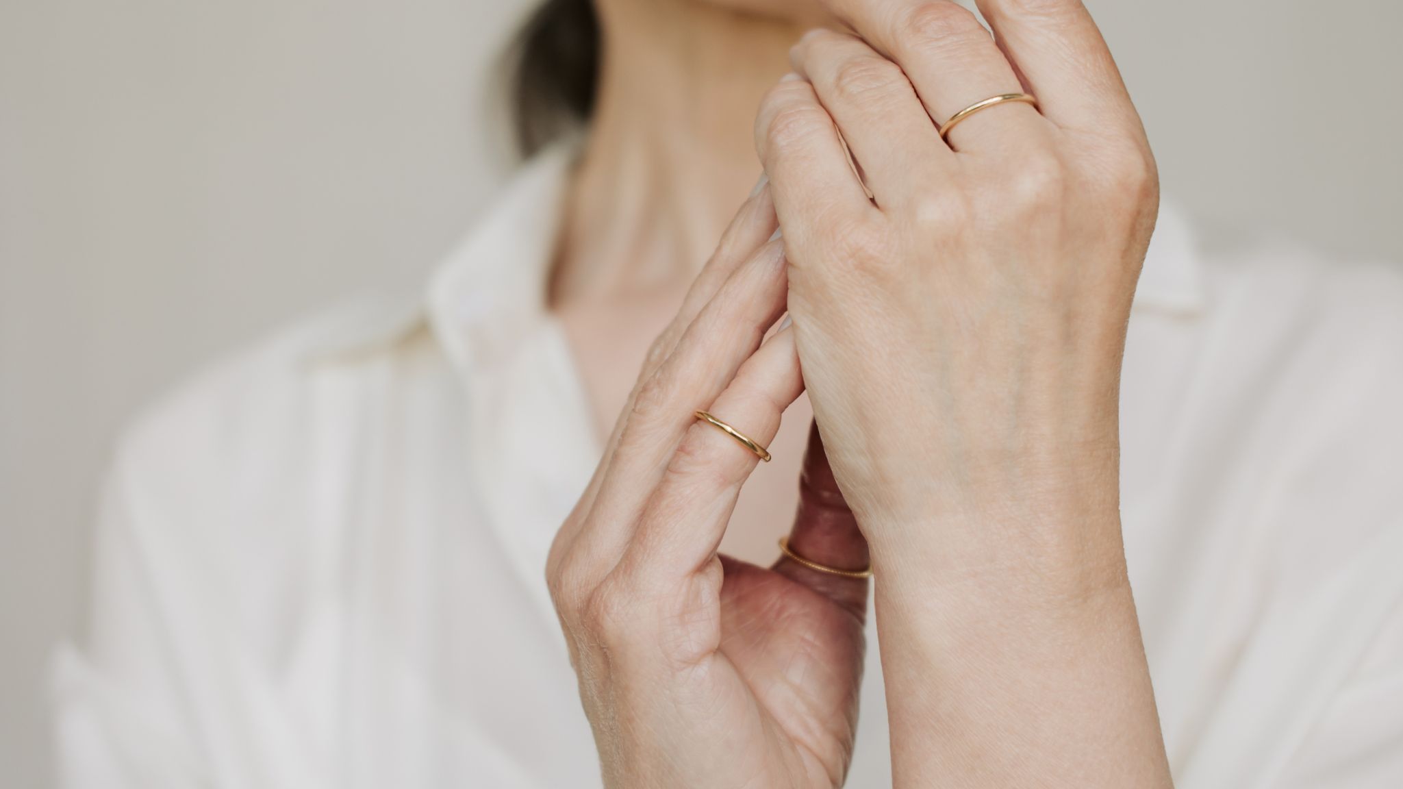 多個戒指戴法重點1：簡單有序才耐看