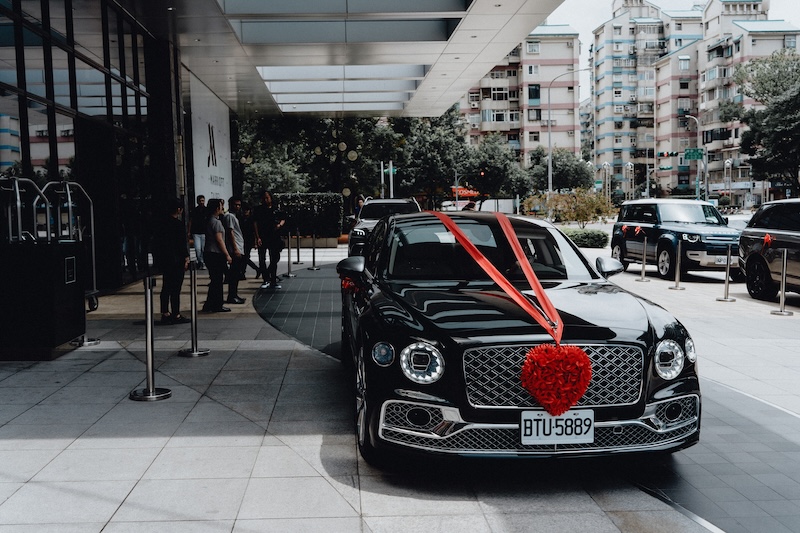迎娶儀式簡化流程3：禮車數量依需求安排